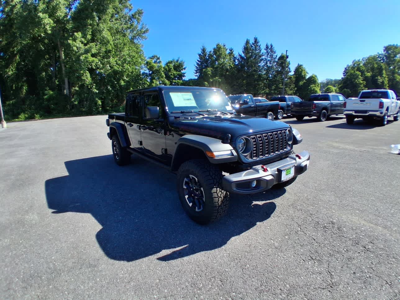 New 2026 Jeep Gladiator Rubicon w/ Safety Group AWD/4WD image 3