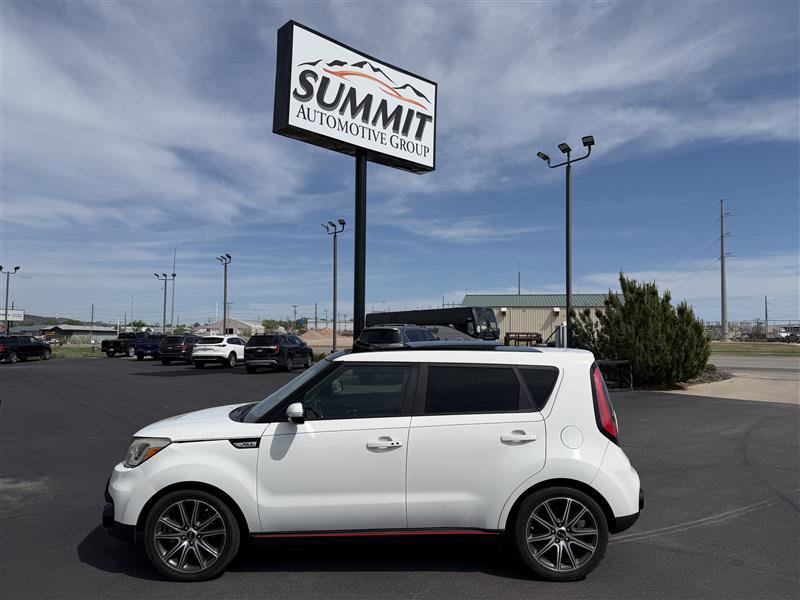 Used 2019 Kia Soul ! w/ Technology Package FWD image 2
