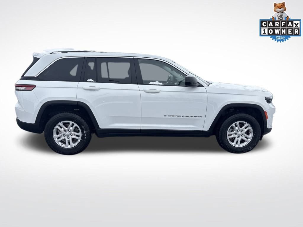 Certified 2022 Jeep Grand Cherokee Laredo w/ Luxury Tech Group I image 7