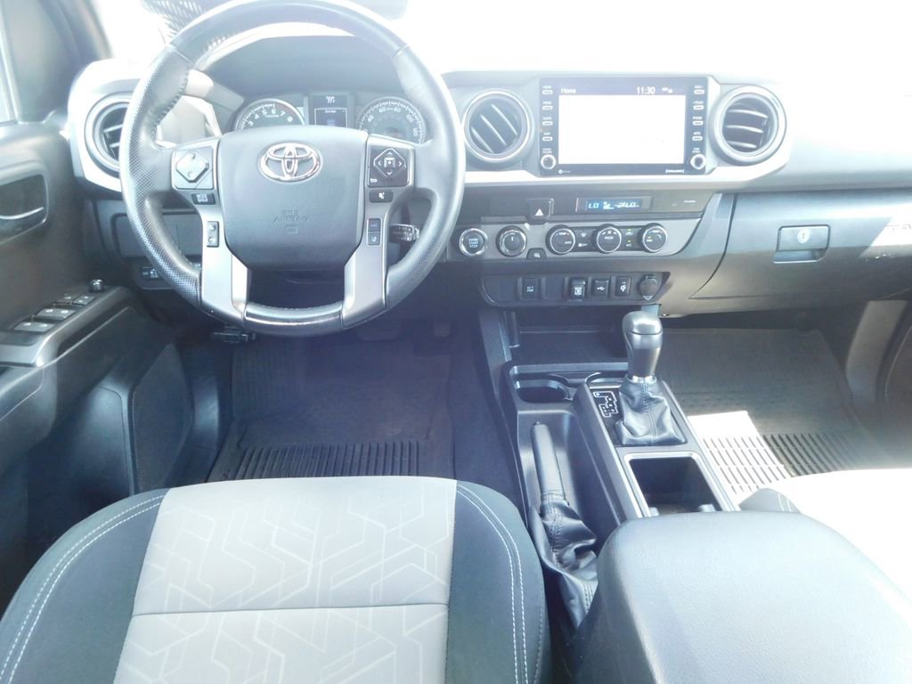 Used 2023 Toyota Tacoma TRD Sport AWD/4WD image 19