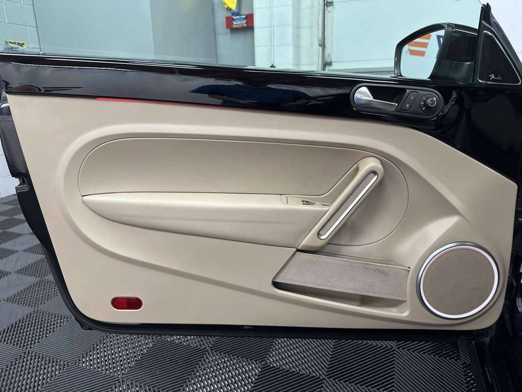 Used 2019 Volkswagen Beetle 2.0T Final Edition SEL image 23