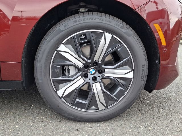 New 2026 BMW iX xDrive45 image 8