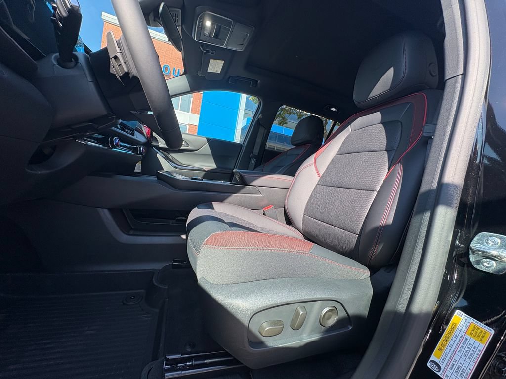 New 2027 Chevrolet Equinox RS w/ LPO, Trailering Package AWD/4WD image 5