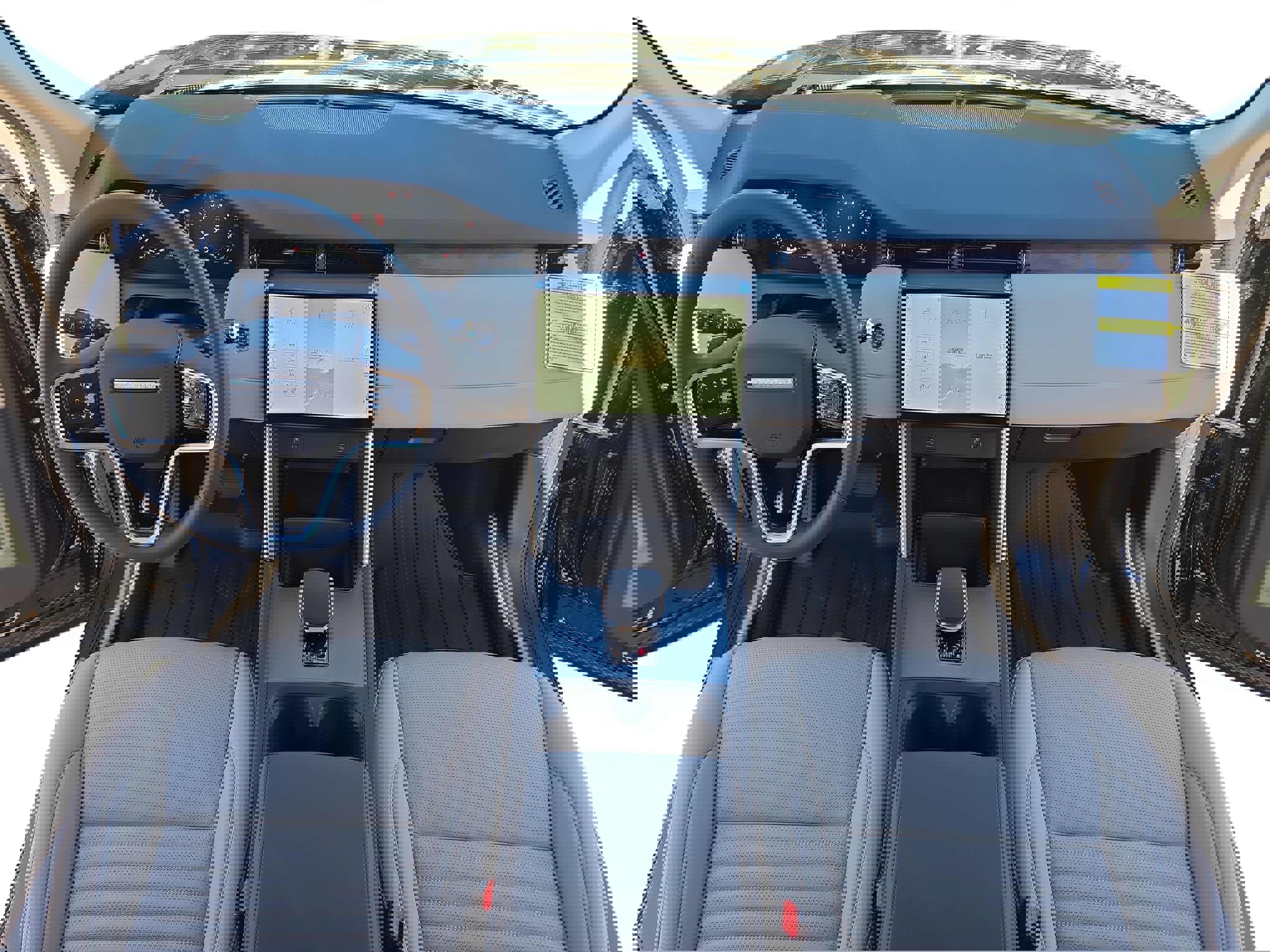 New 2025 Land Rover Discovery Sport S image 9