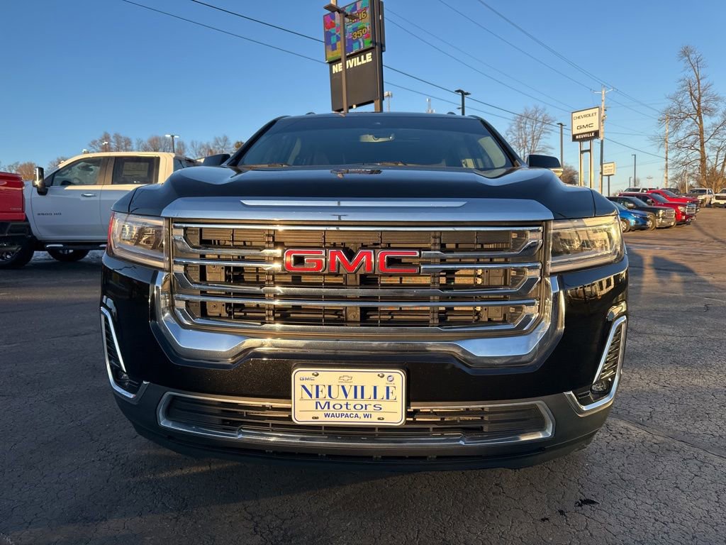 Certified 2023 GMC Acadia SLT w/ Preferred Package image 8