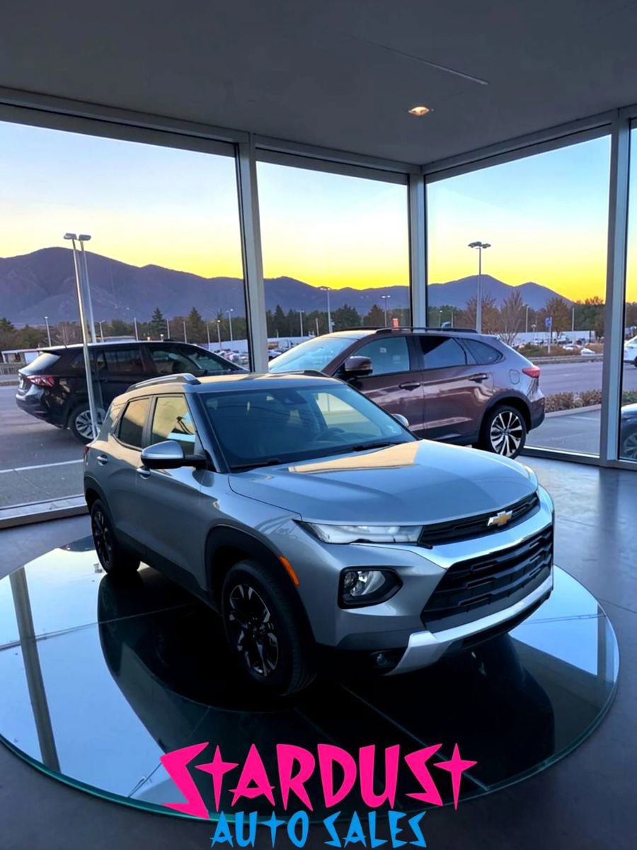 Used 2023 Chevrolet TrailBlazer LT FWD image 9