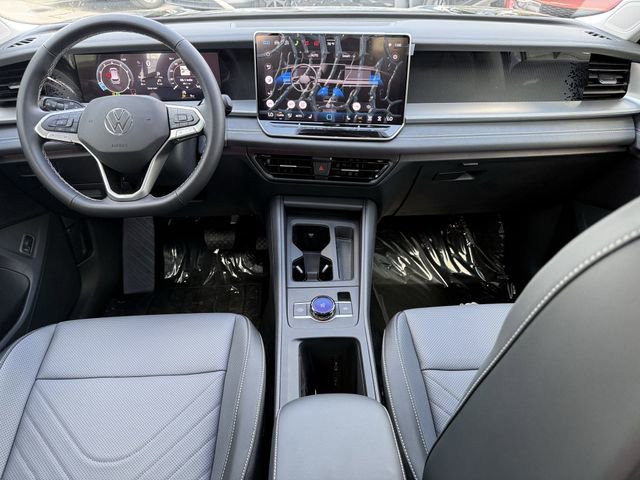 New 2026 Volkswagen Tiguan SE image 8