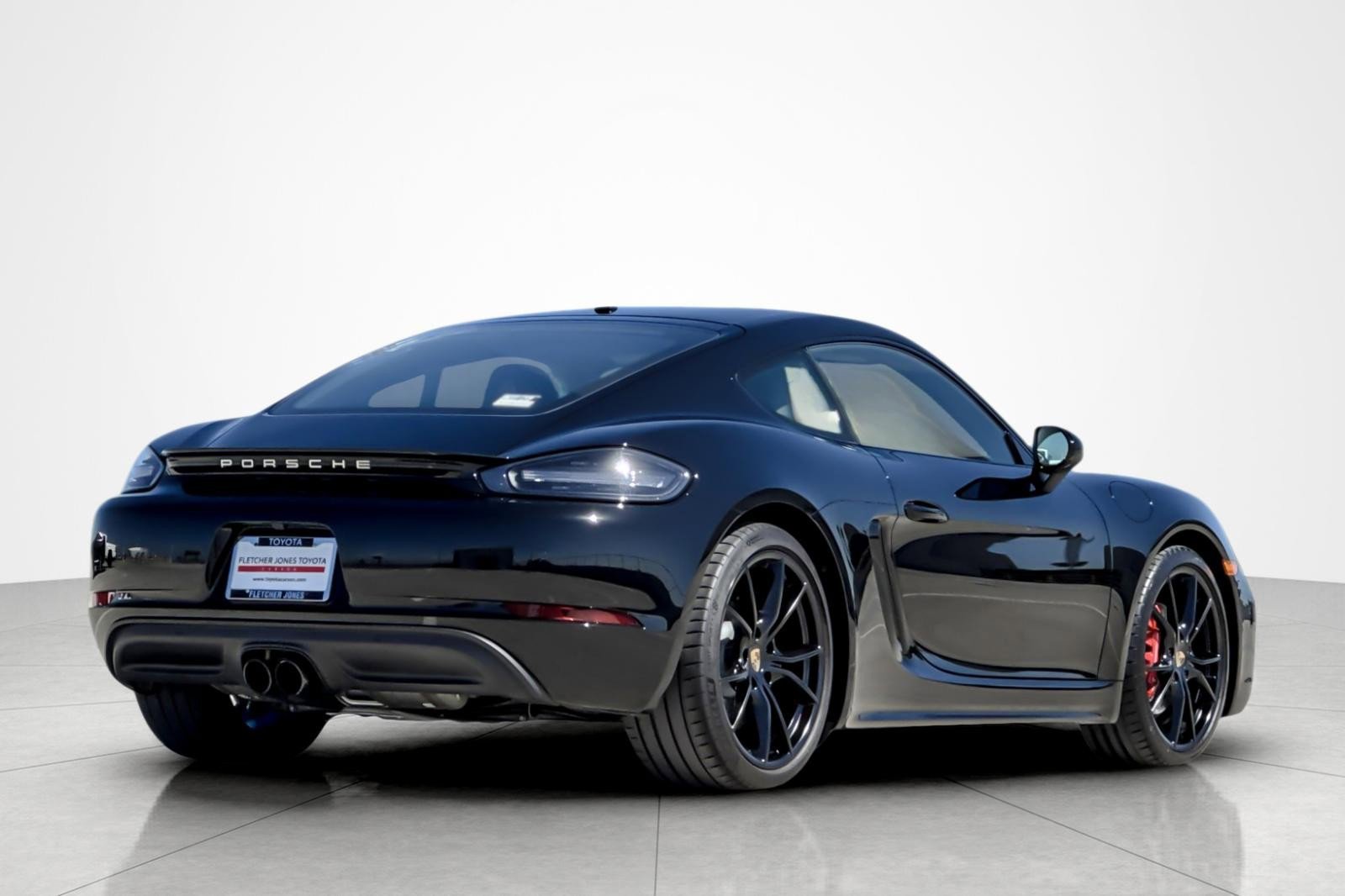 Used 2024 Porsche 718 Cayman S RWD image 5