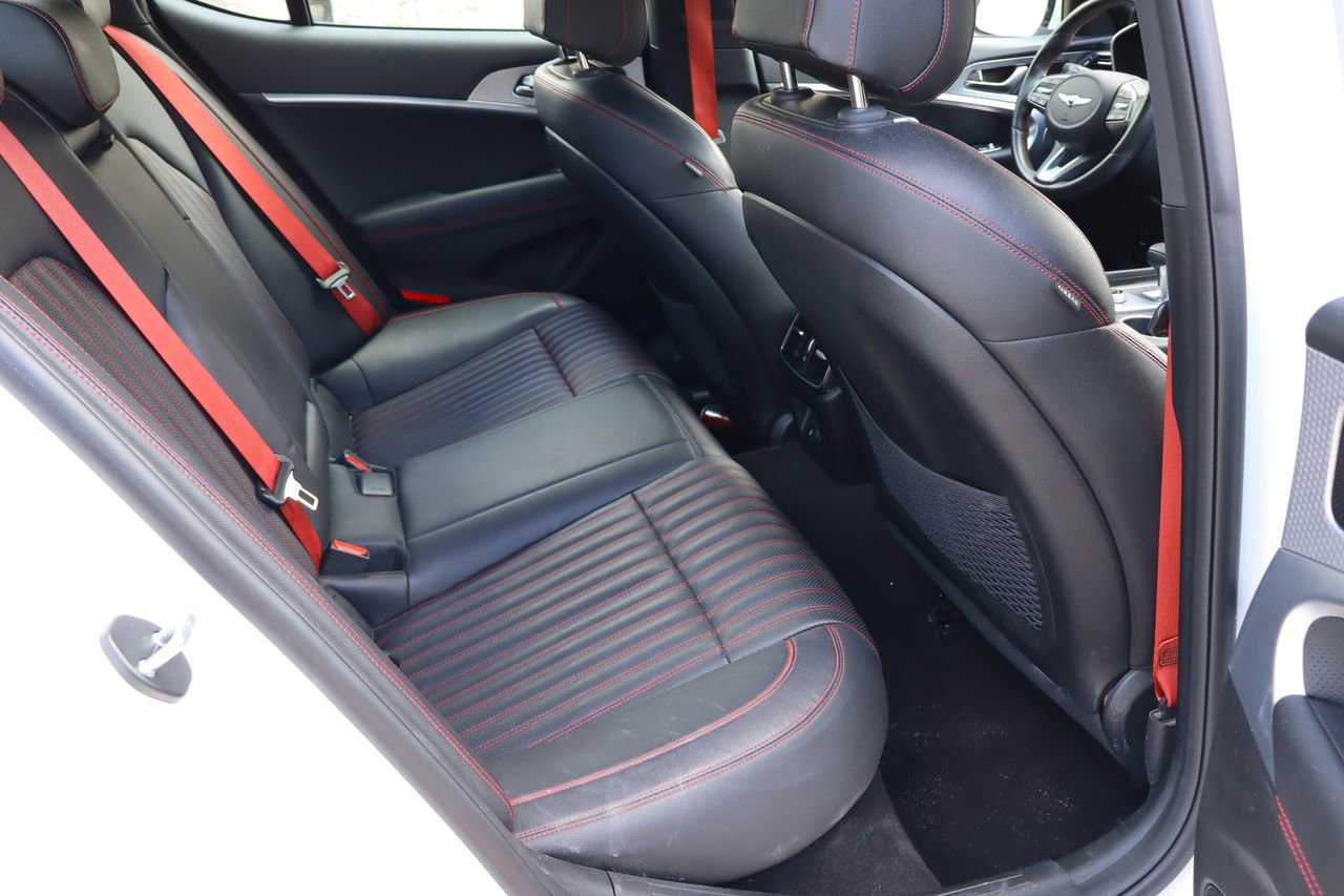 Used 2023 Genesis G70 2.0T w/ Sport Prestige Package RWD image 17