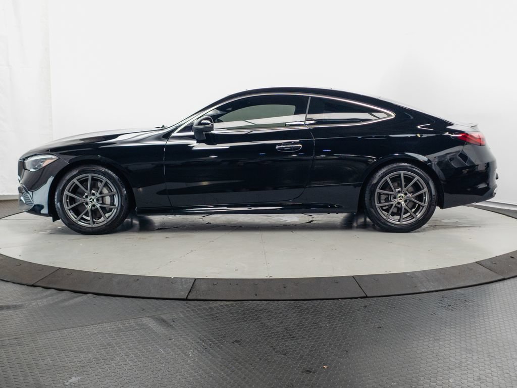 Certified 2024 Mercedes-Benz CLE 300 4MATIC Coupe image 4