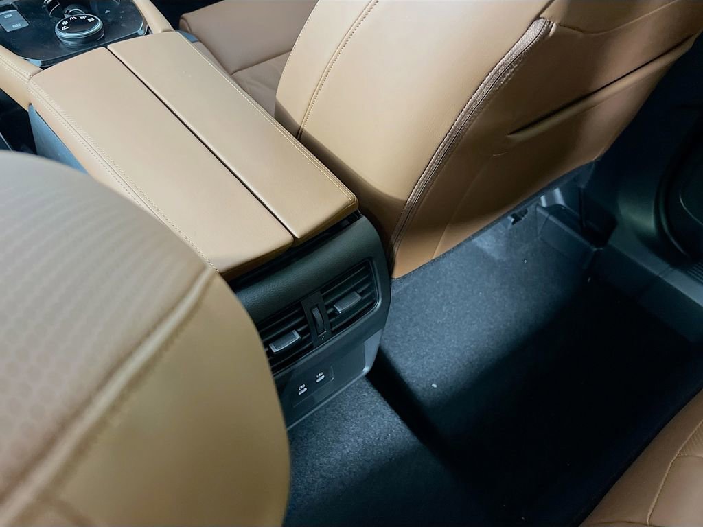 New 2026 Nissan Rogue Platinum AWD/4WD image 24