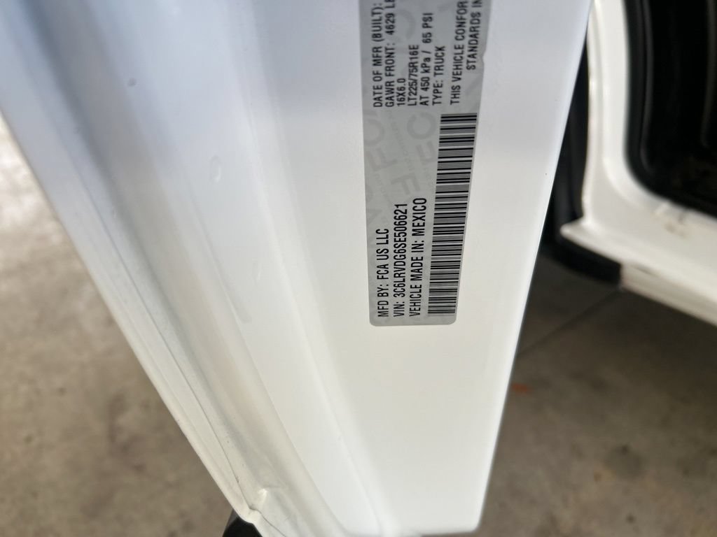 Used 2025 RAM ProMaster 2500 w/ Convenience Group FWD image 44