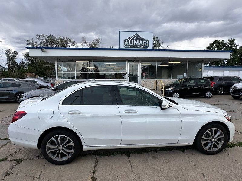 Used 2015 Mercedes-Benz C 300 4MATIC Sedan image 8