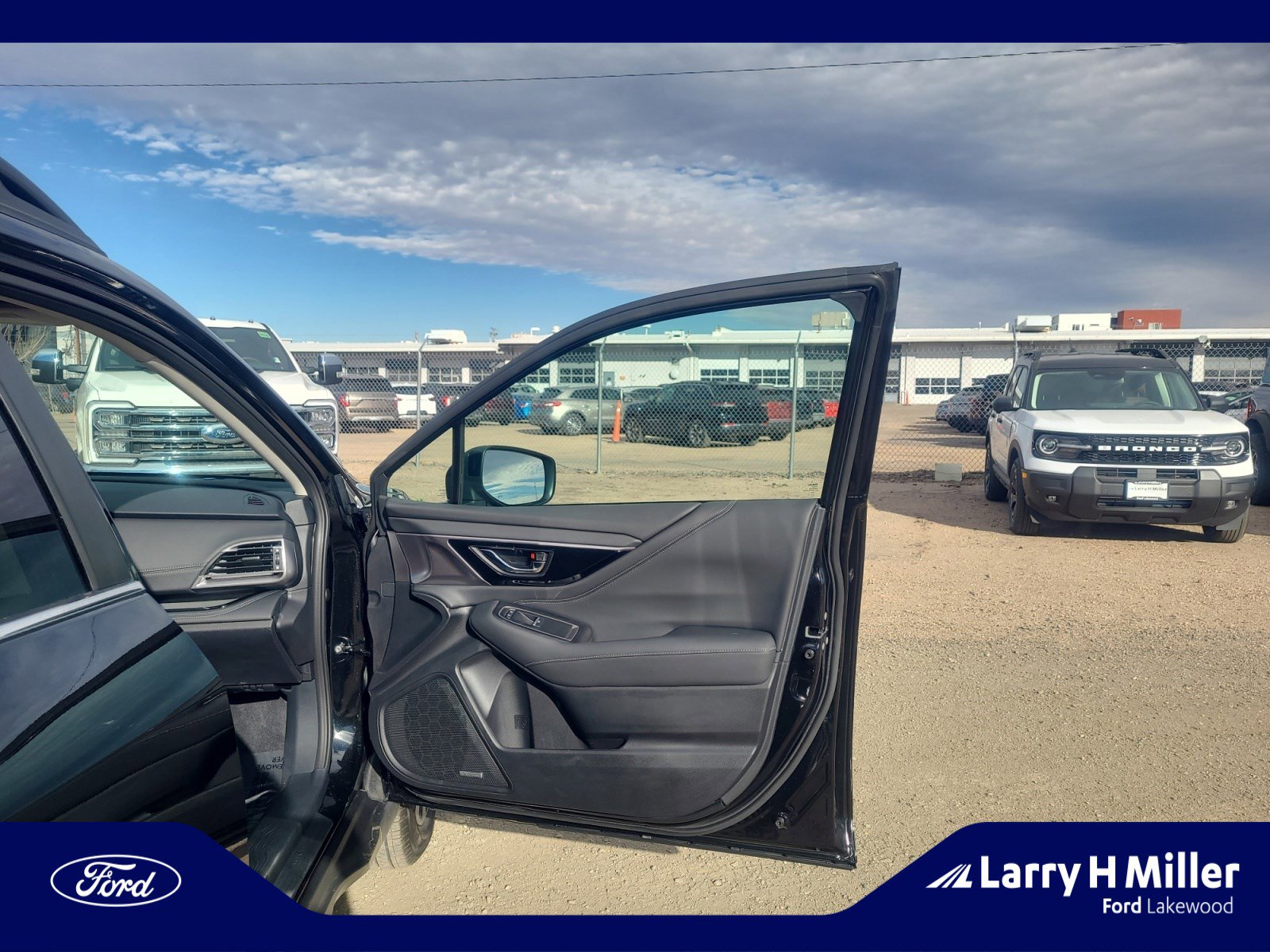 Used 2025 Subaru Outback Limited image 16