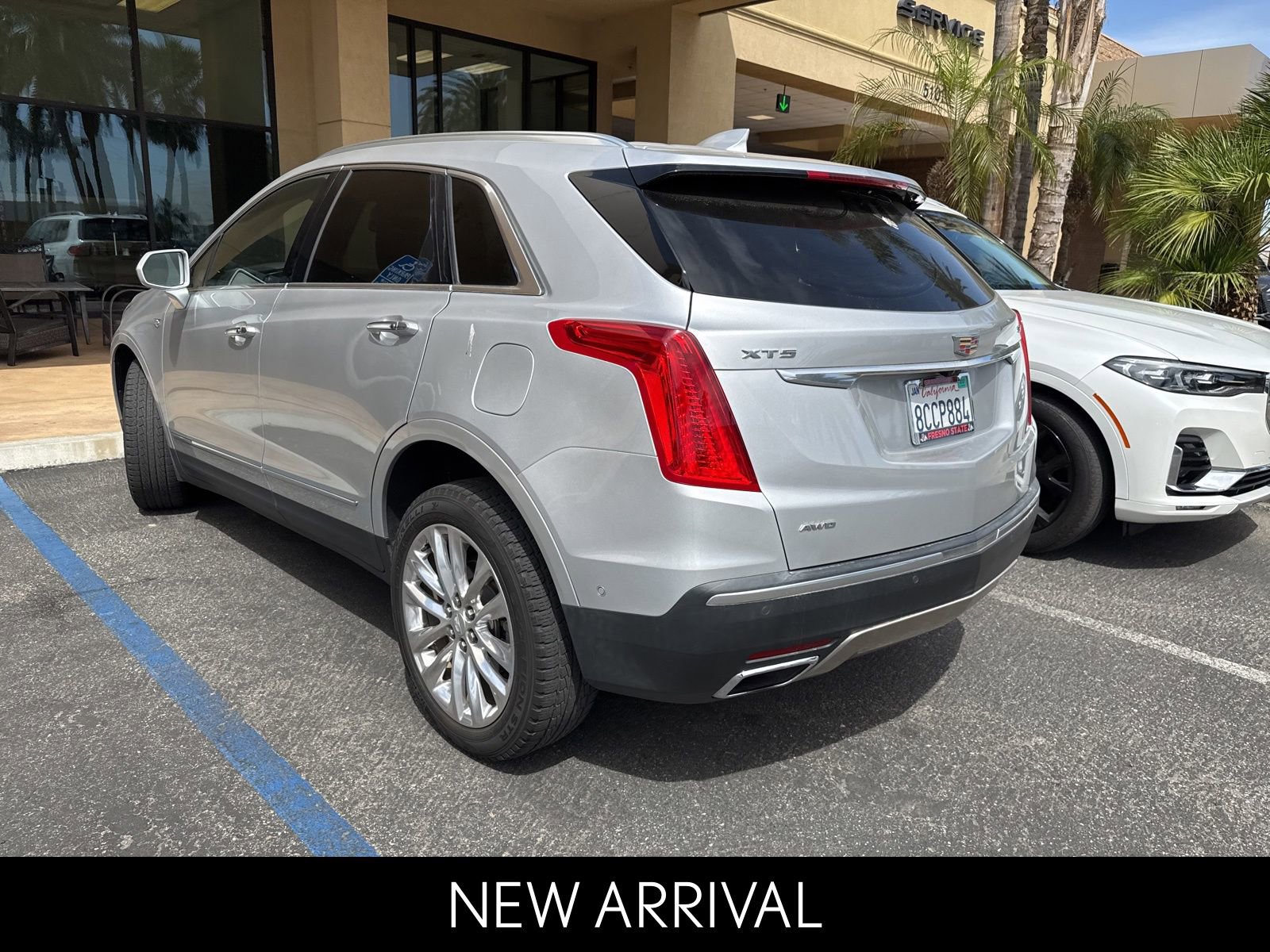 Used 2018 Cadillac XT5 Platinum w/ Driver Assist Package AWD/4WD image 4