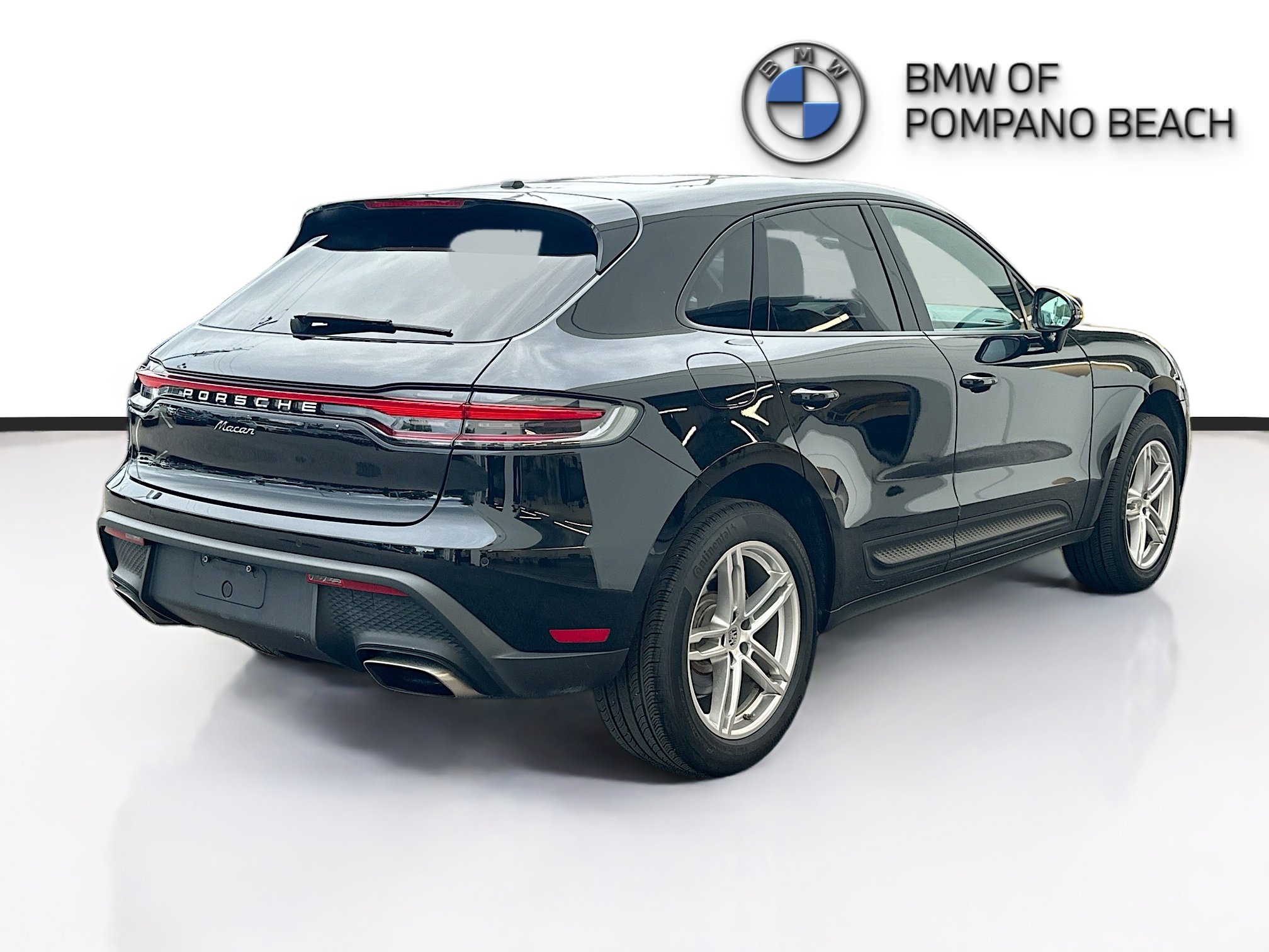 Used 2024 Porsche Macan image 7