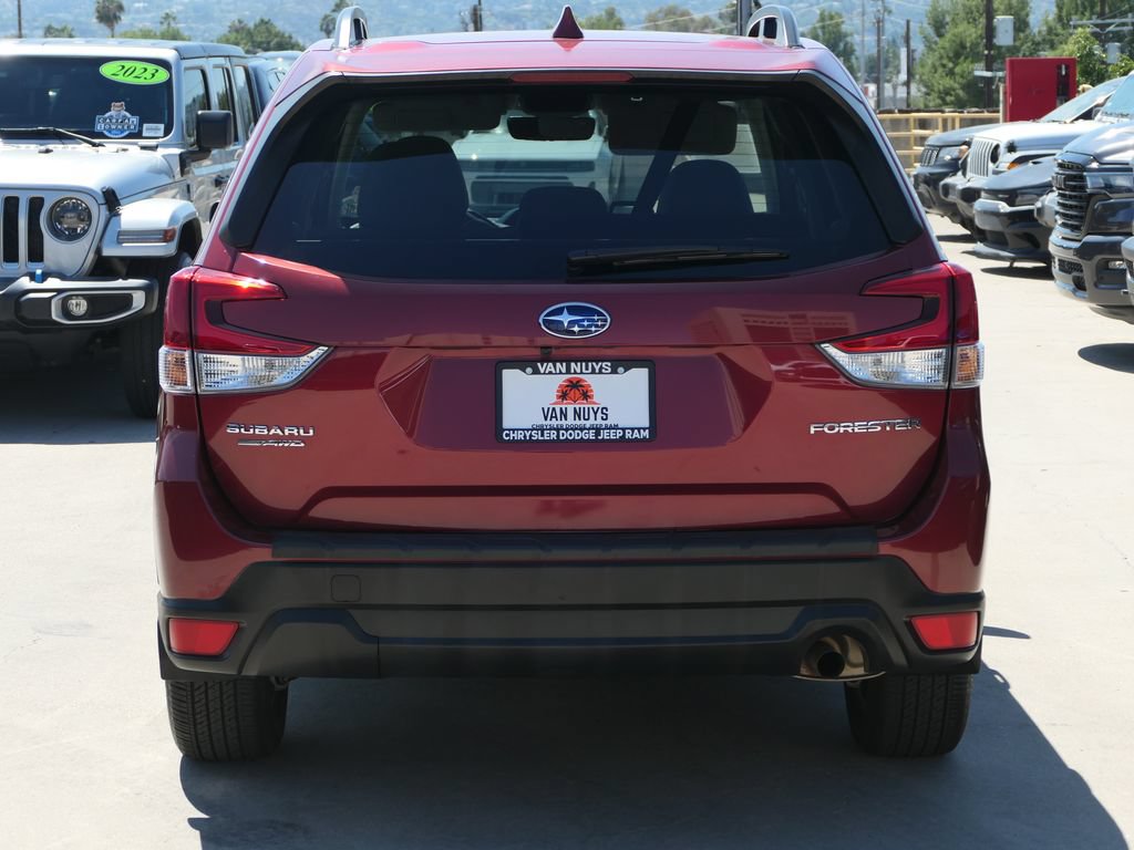 Used 2021 Subaru Forester Premium AWD/4WD image 4