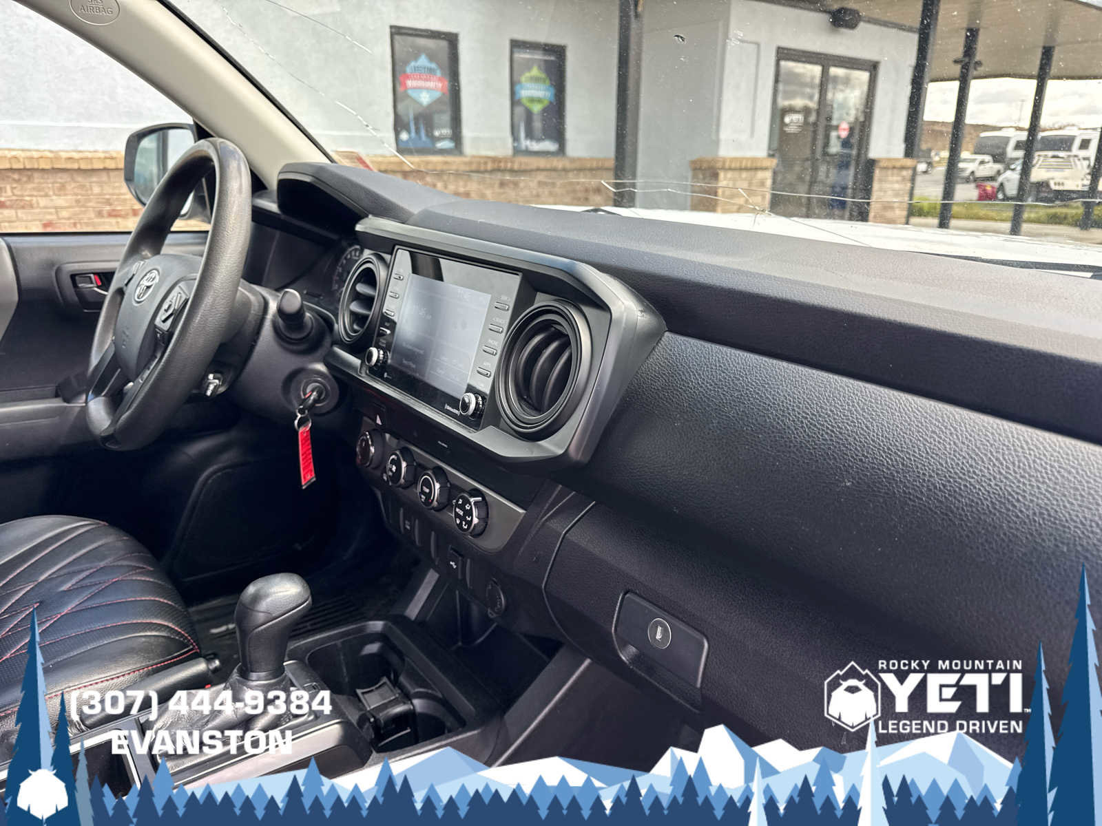 Used 2020 Toyota Tacoma SR AWD/4WD image 13