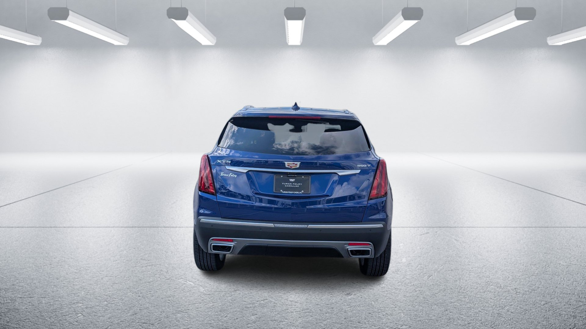 New 2026 Cadillac XT5 Premium Luxury w/ Driver Assist Package FWD image 4