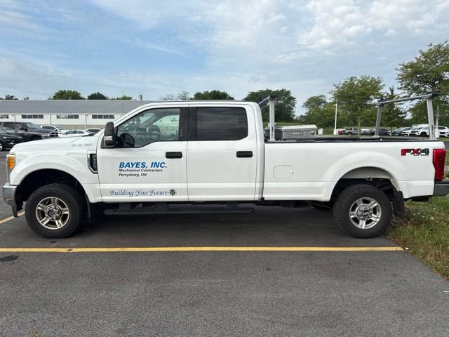 Used 2017 Ford F350 XLT w/ XLT Value Package AWD/4WD image 3