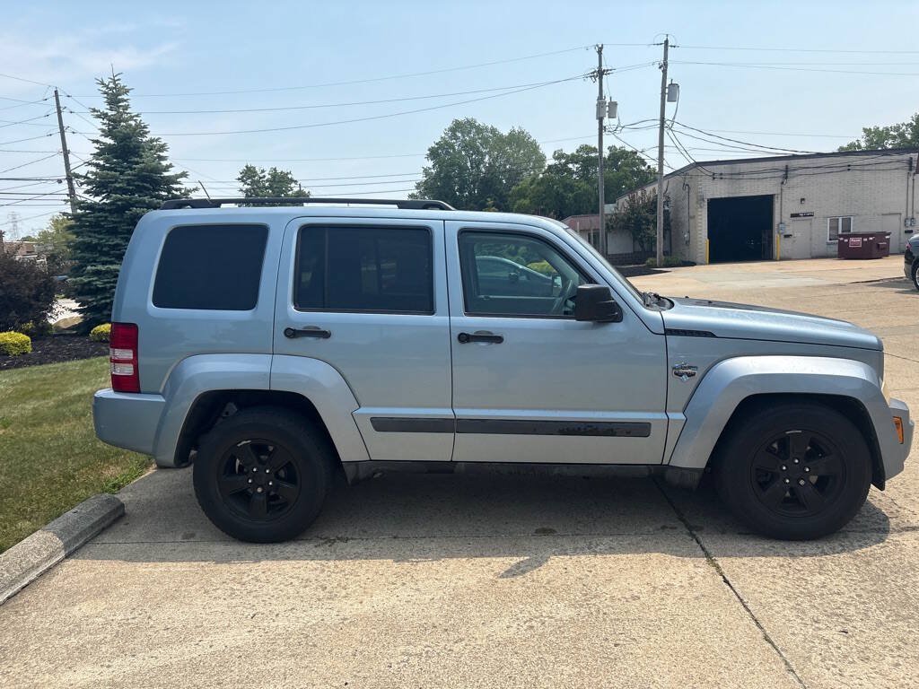 Used 2012 Jeep Liberty Arctic AWD/4WD image 8