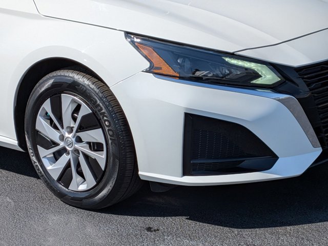 Certified 2025 Nissan Altima 2.5 S FWD image 9