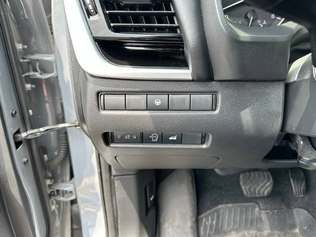 Used 2023 Nissan Rogue SL w/ SL Premium Package AWD/4WD image 13