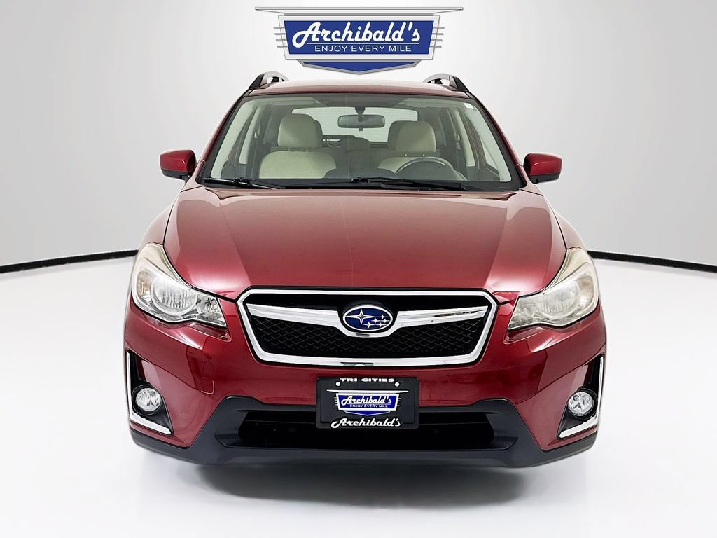 Used 2017 Subaru Crosstrek 2.0i Premium AWD/4WD image 2