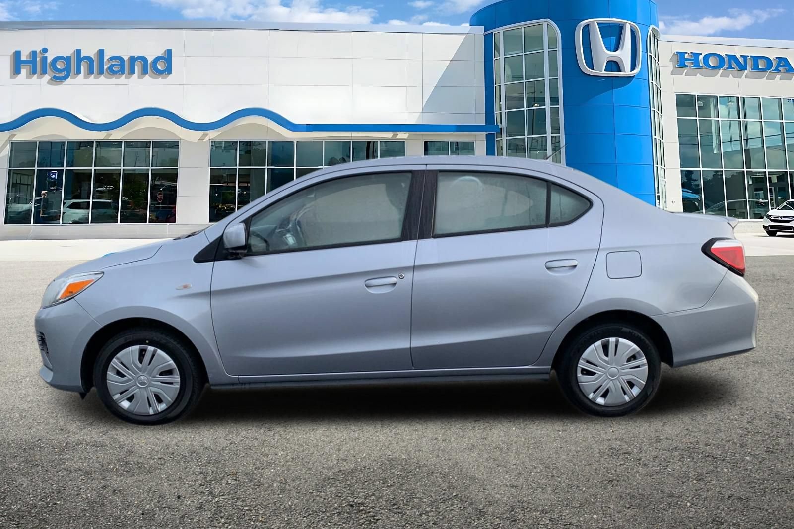 Used 2024 Mitsubishi Mirage G4 ES FWD image 2