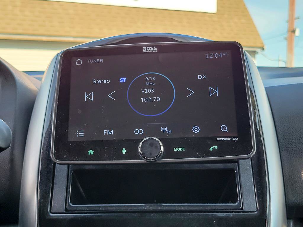 Used 2015 Nissan Versa Note SV FWD image 18