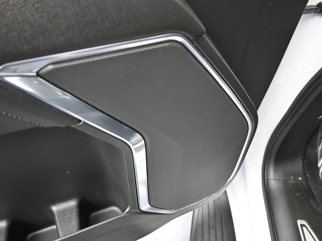 Used 2023 Chevrolet Silverado 1500 LT image 14