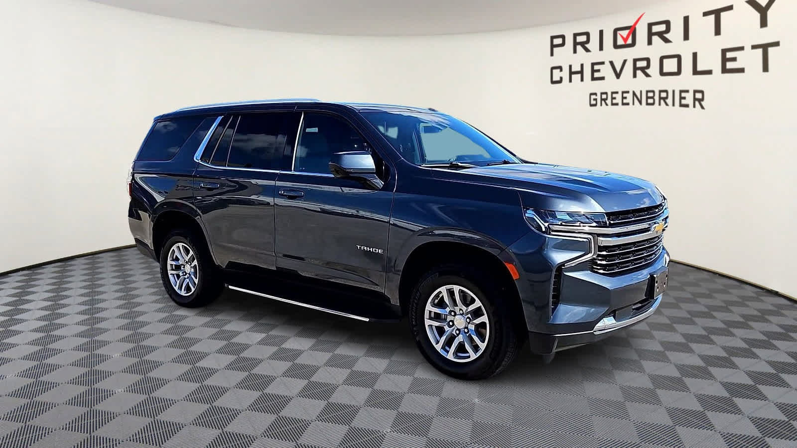 Used 2021 Chevrolet Tahoe LT AWD/4WD image 2