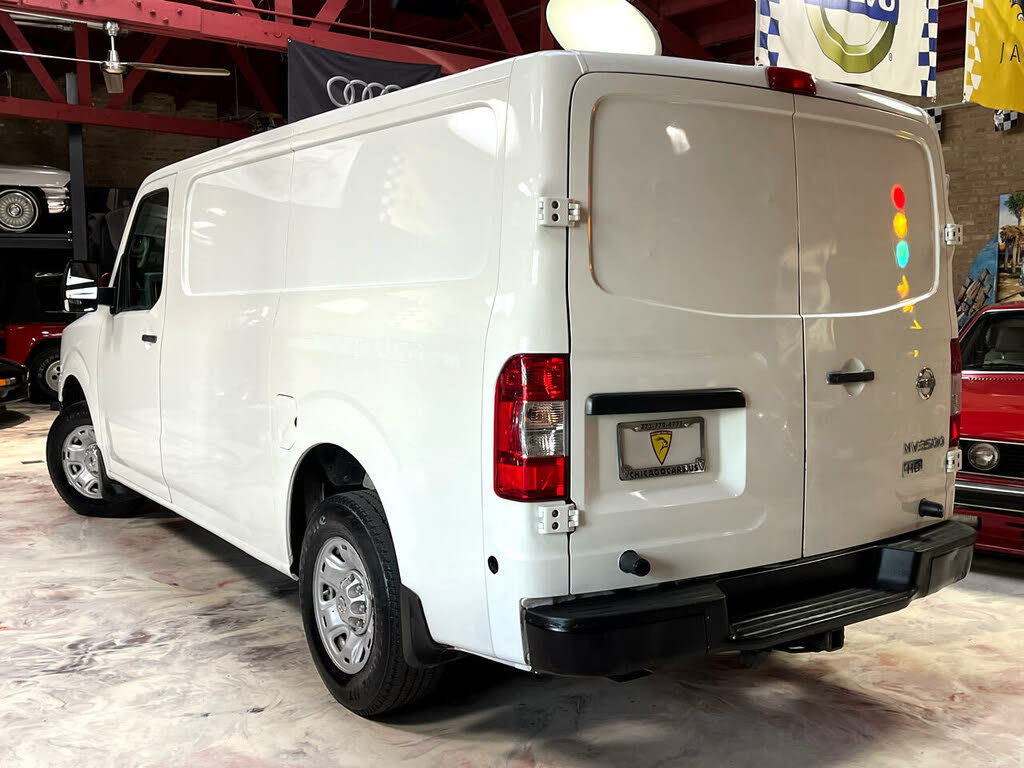 Used 2012 Nissan NV 3500 S RWD image 5