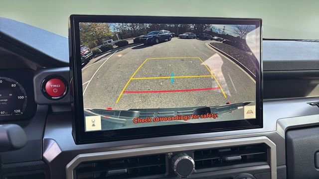 Used 2025 Toyota Tacoma TRD Off-Road image 26