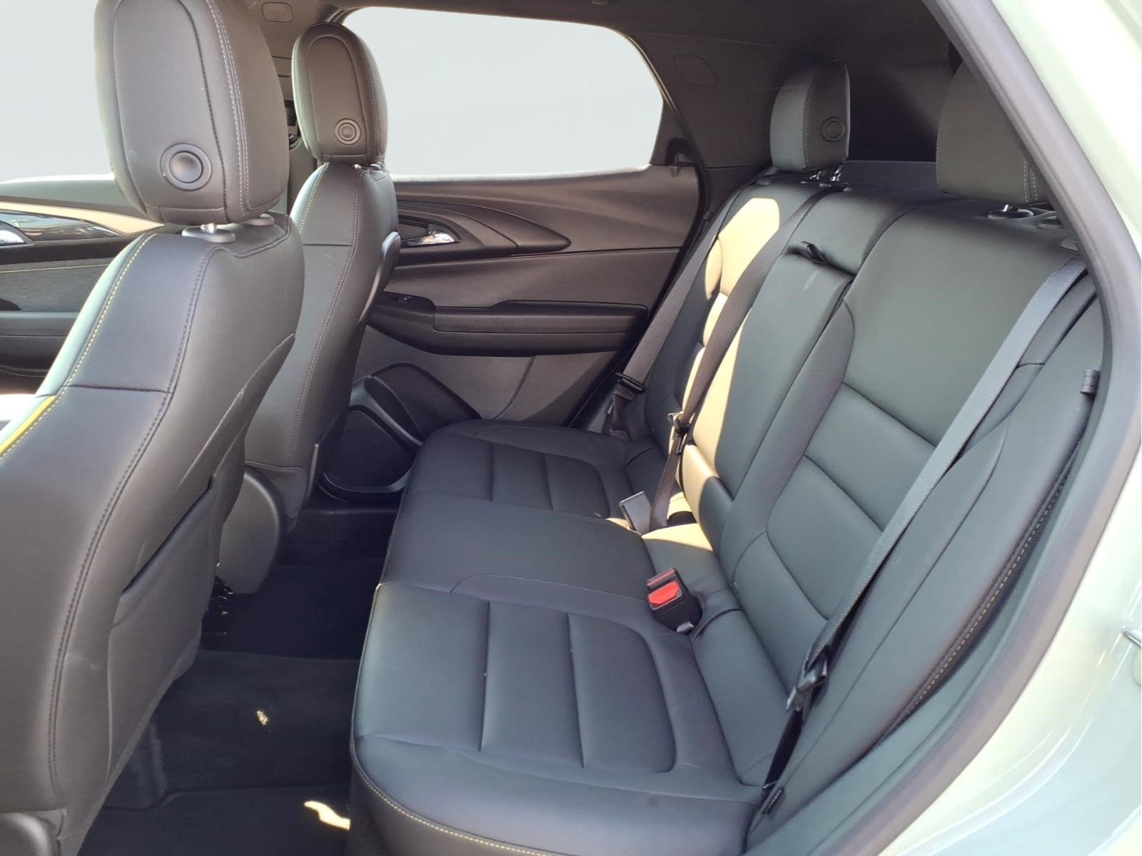 Used 2024 Chevrolet TrailBlazer ACTIV w/ Convenience Package AWD/4WD image 28