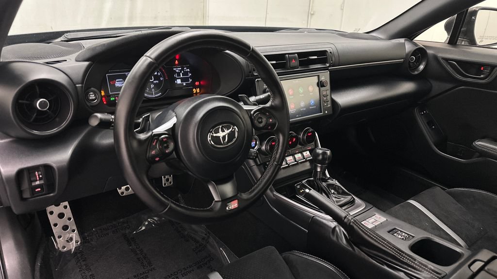 Used 2022 Toyota GR86 Premium RWD image 24