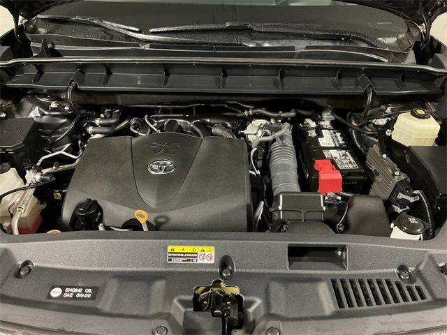 Used 2020 Toyota Highlander Platinum image 8