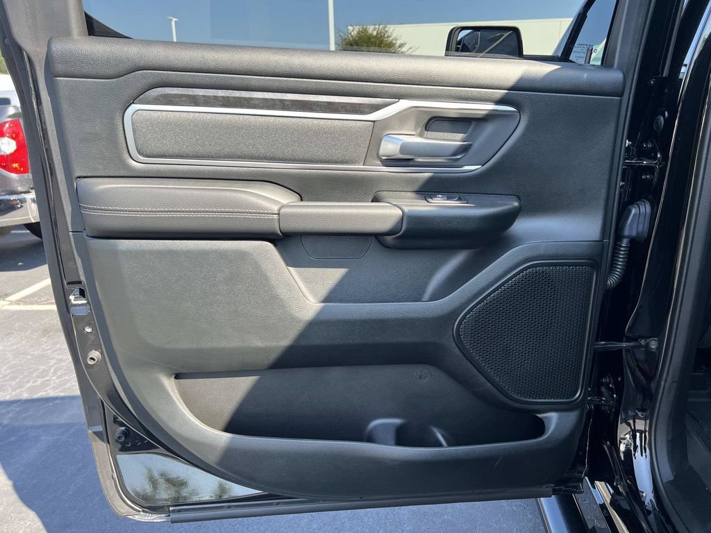 Used 2021 RAM 1500 Big Horn AWD/4WD image 14