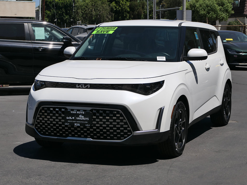 Used 2023 Kia Soul EX FWD image 7
