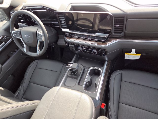 New 2026 Chevrolet Silverado 1500 LT Trail Boss w/ Safety Package AWD/4WD image 22