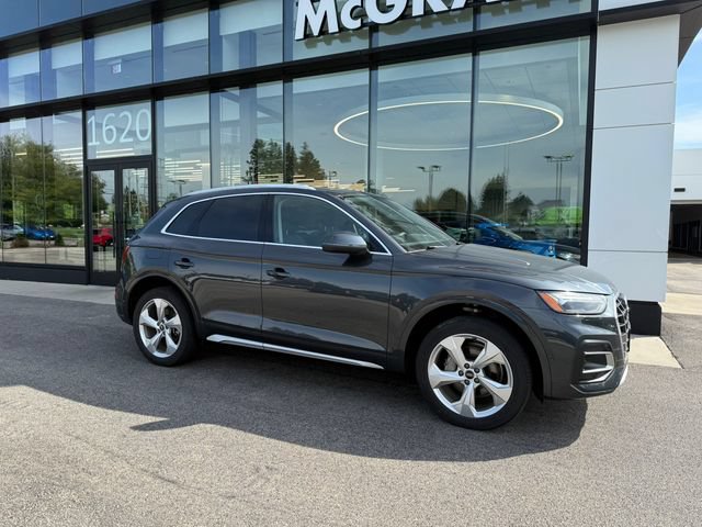 Used 2021 Audi Q5 Prestige AWD/4WD image 2