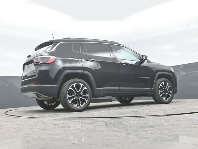 Used 2022 Jeep Compass Limited w/ Sun and Sound Group image 23