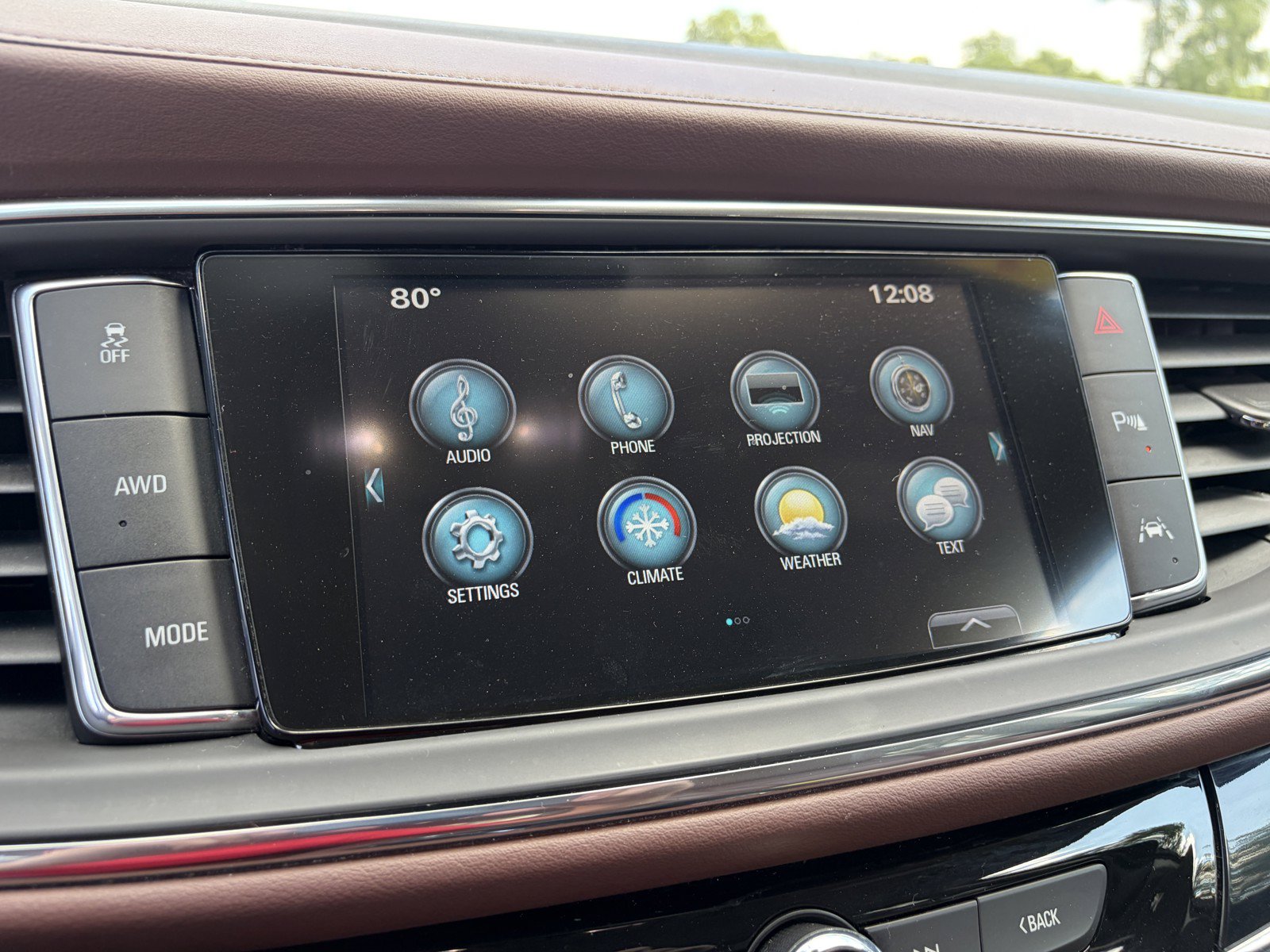 Used 2019 Buick Enclave Avenir w/ Avenir Technology Package AWD/4WD image 19