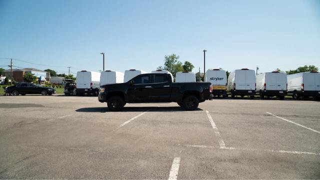 Used 2017 GMC Canyon Denali AWD/4WD image 3