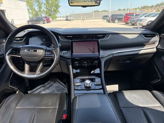 Used 2022 Jeep Grand Cherokee Overland w/ Luxury Tech Group IV image 20