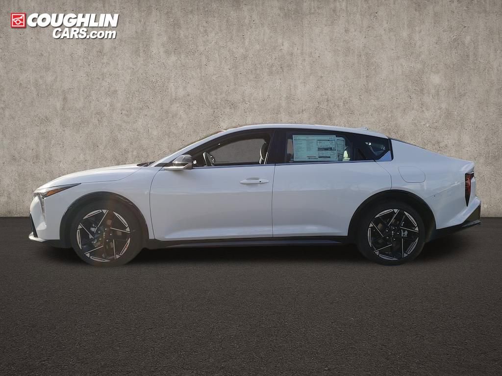 New 2025 Kia K4 GT-Line w/ GT-Line Premium Package image 4