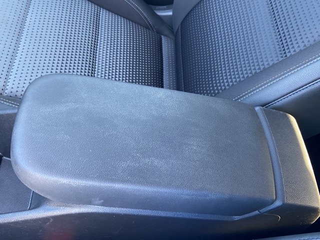 Used 2025 Chevrolet Trax LT w/ LT Convenience Package FWD image 39