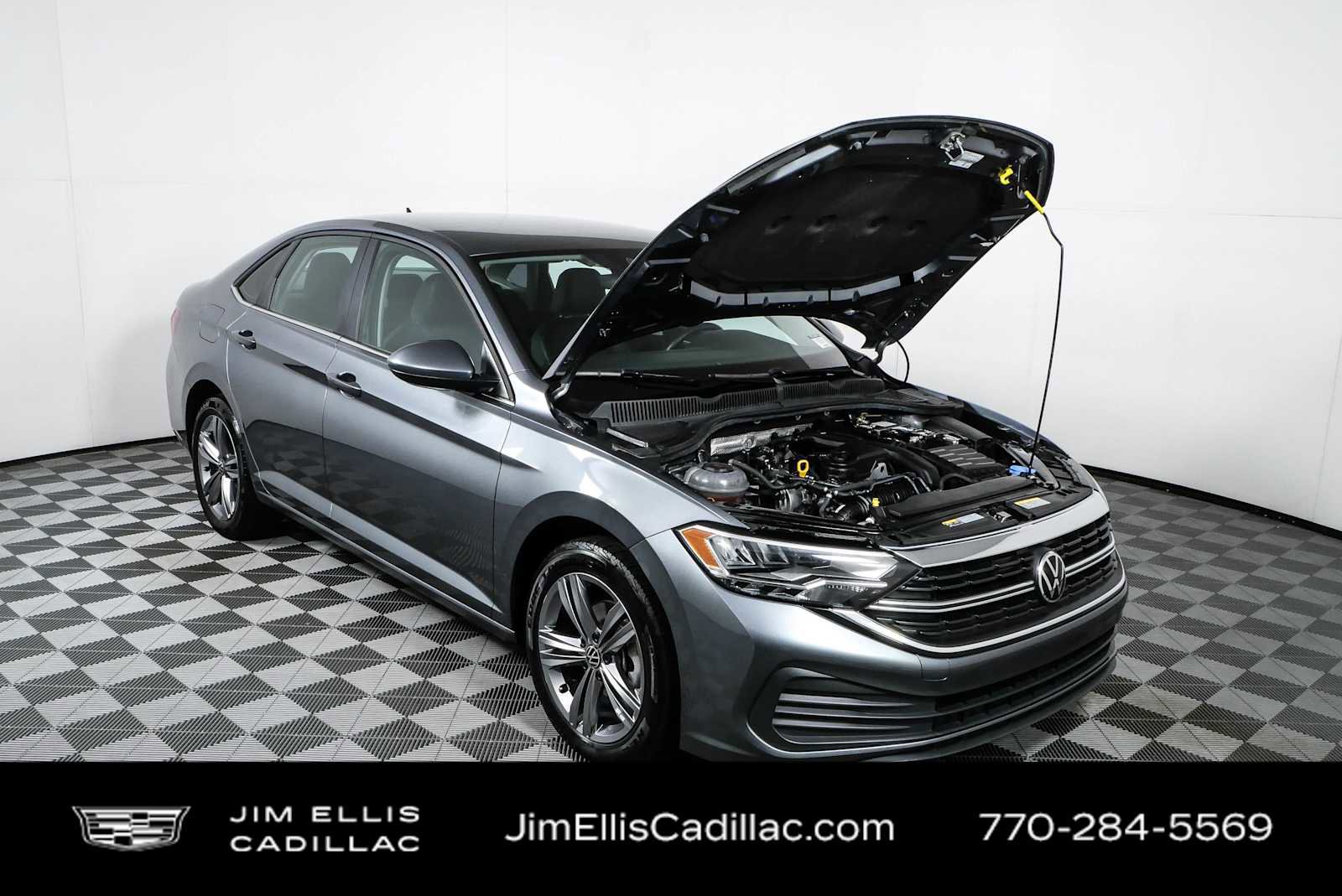 Used 2024 Volkswagen Jetta SE FWD image 30