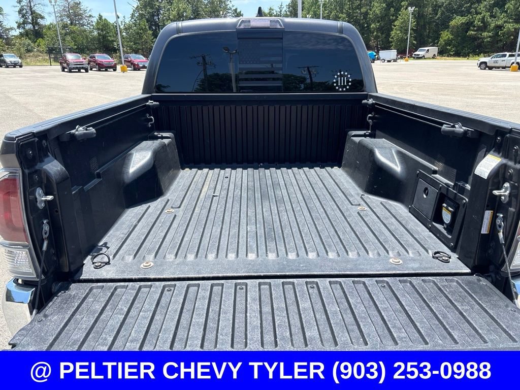 Used 2021 Toyota Tacoma TRD Off-Road AWD/4WD image 7