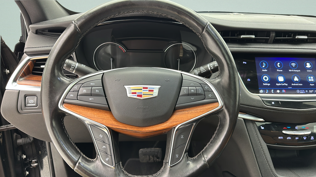 Used 2022 Cadillac XT5 Premium Luxury AWD/4WD image 16
